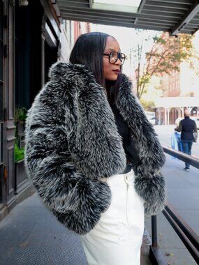 Urban Revivo Cropped Plush Coat